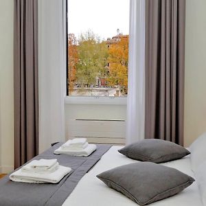 Camera con letto king size
